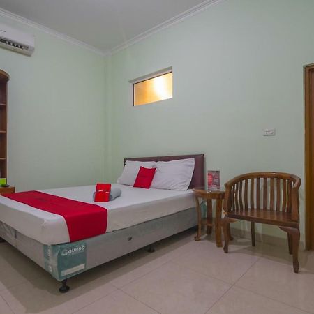Hotel Reddoorz At Gatot Subroto Lampung à Bandar Lampung Extérieur photo