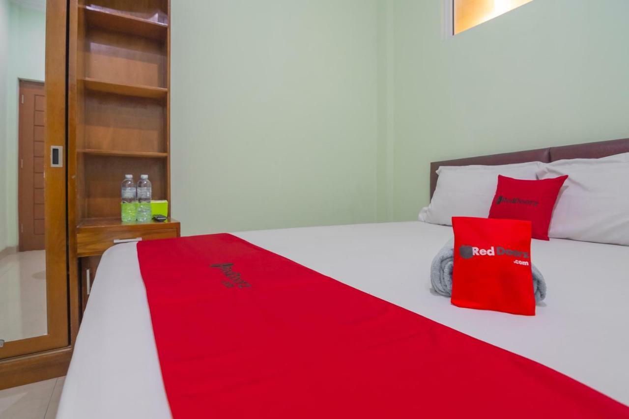 Hotel Reddoorz At Gatot Subroto Lampung à Bandar Lampung Extérieur photo